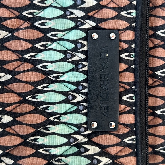 Vera Bradley cross body/wallet with strap - Picture 2 of 5